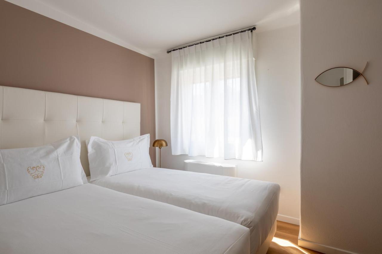 Vis A Vis Apartments Триест Екстериор снимка