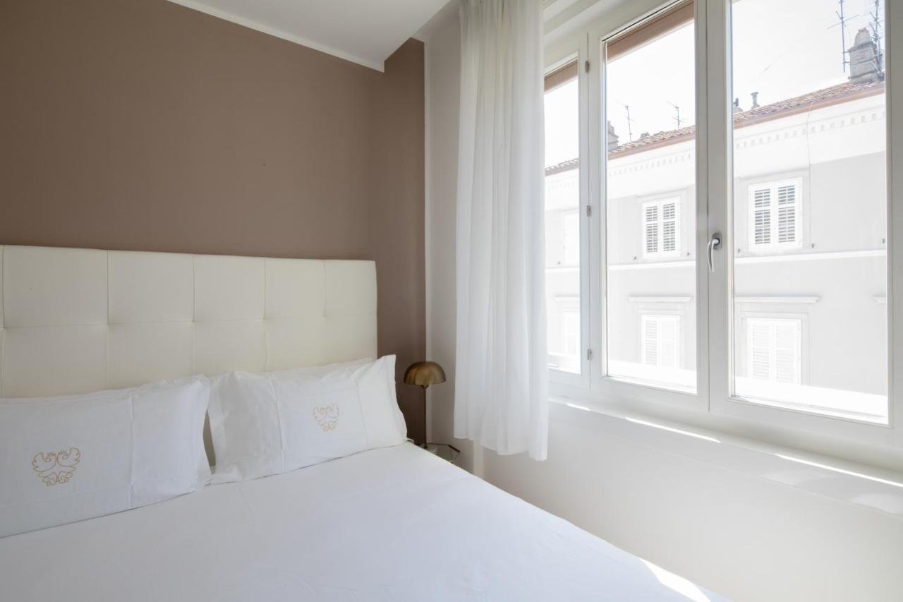 Vis A Vis Apartments Триест Екстериор снимка