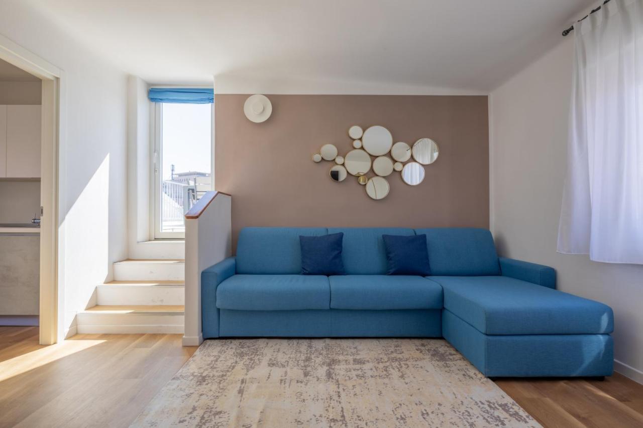 Vis A Vis Apartments Триест Екстериор снимка